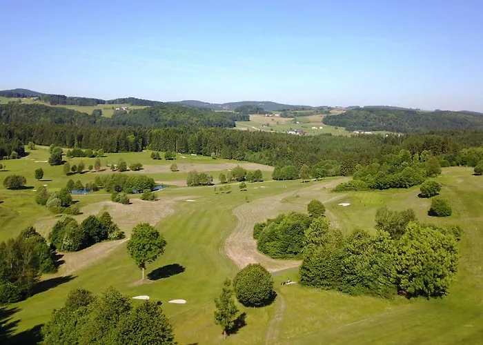 Huegelland アパート *